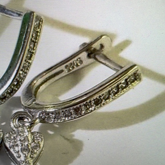 Silver Rhodium Plated Emerald (6.4ct) earrings Pendant and Ring Set. - Picture 5 of 5